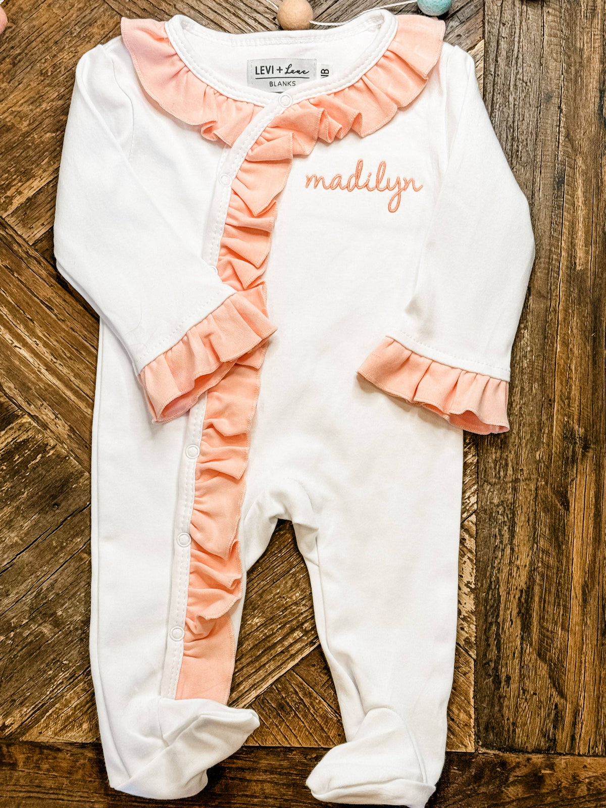 Ruffle Footie